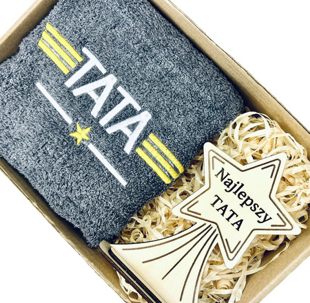 PREZENT NA DZIEŃ OJCA TATY STATUETKA RĘCZNIK ZESTAW PREZENTOWY UPOMINEK BOX