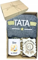 PREZENT NA DZIEŃ TATY OJCA KUBEK + STATUETKA + RĘCZNIK TATA ZESTAW PREZENTOWY
