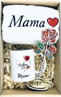 ZESTAW PREZENT NA DZIEŃ MAMY KUBEK + RĘCZNIK + STATUETKA RÓŻA UPOMINEK W PUDEŁKU